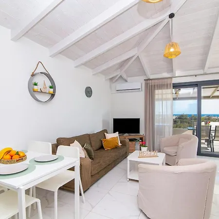 Joy Superior Sea View Apartment *