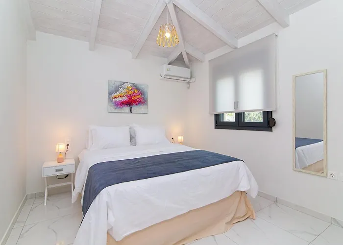 Joy Superior Sea View *