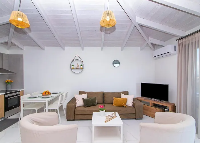 Joy Superior Sea View