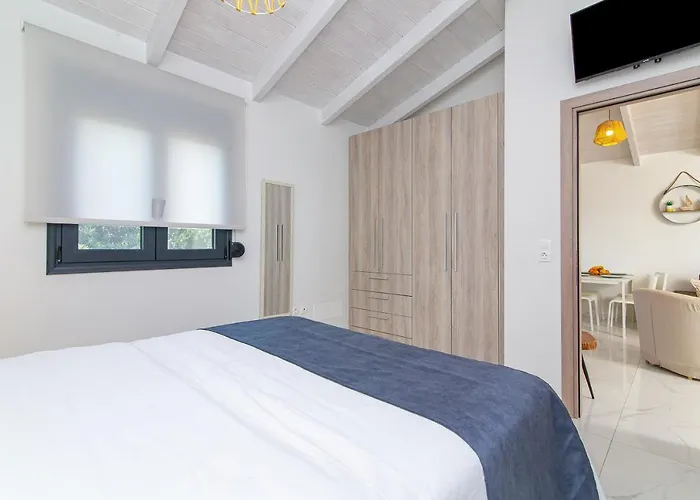 Апартаменты Joy Superior Sea View *